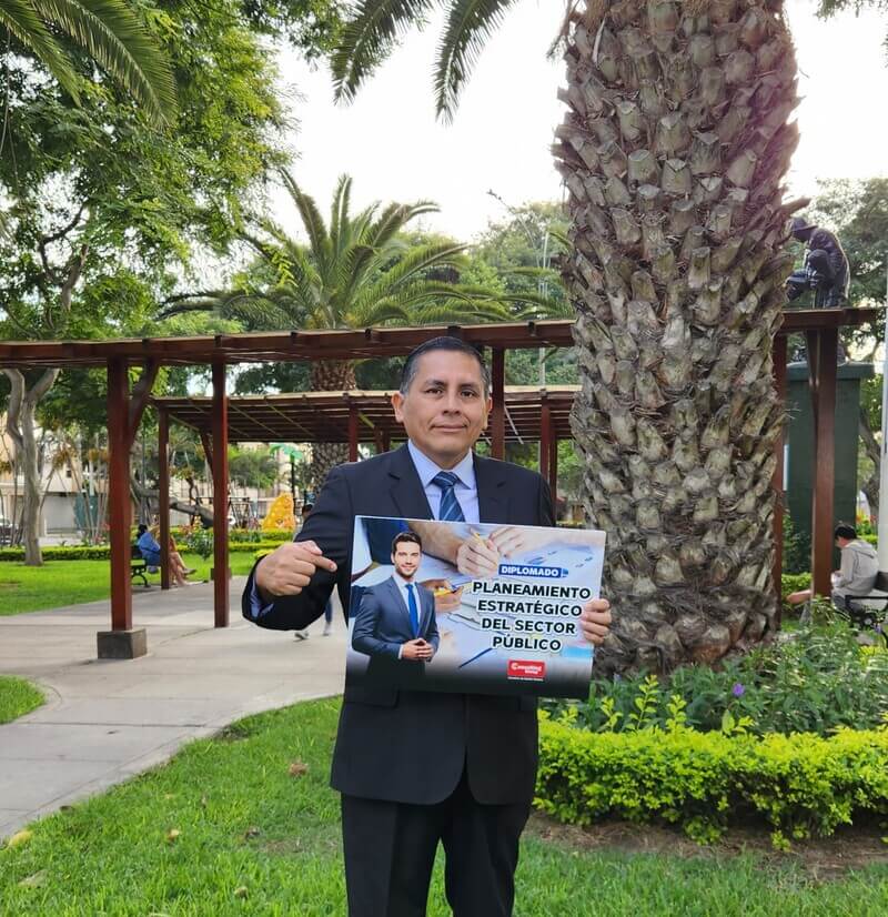 Econ. Jim Carrera Yalán